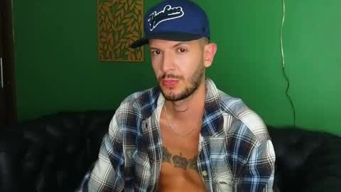 Max Taylor online show from January 2025 04:02:01 AM