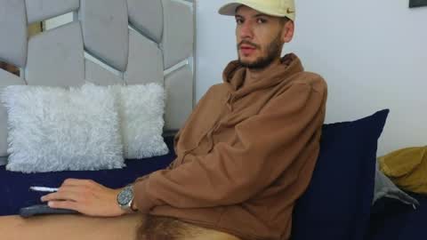 Max Taylor online show from April 2026 03:33:02 AM