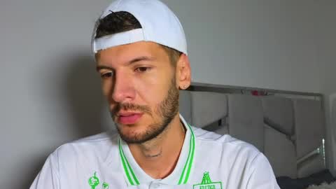 Max Taylor online show from April 2026 02:18:01 AM