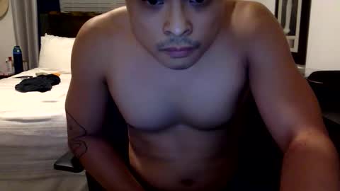 Snapshot of maxblairwood chatting on April 2026 12:19:02 PM maxblairwood online show from April 2026 12:19:02 PM