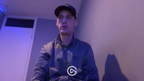 Max online show from February 2025 05:02:02 PM