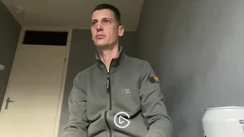 Max online show from March 2025 03:45:02 PM