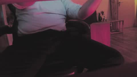 maxcamlove online show from February 2026 08:57:02 AM