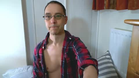Snapshot of maxdavies chatting on March 2026 11:24:01 AM Max Davies online show from March 2026 11:24:01 AM
