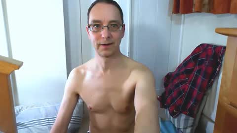 Snapshot of maxdavies chatting on March 2026 08:34:02 PM Max Davies online show from March 2026 08:34:02 PM