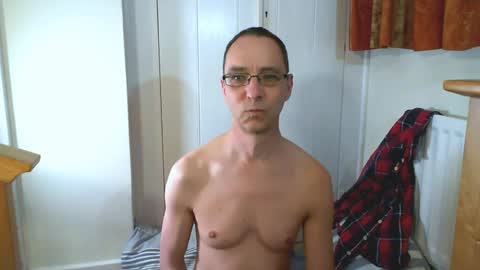 Snapshot of maxdavies chatting on April 2026 04:59:01 PM Max Davies online show from April 2026 04:59:01 PM