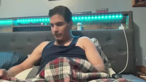 Snapshot of maxfreaky407284 chatting on April 2026 05:36:01 AM perezcouple online show from April 2026 05:36:01 AM