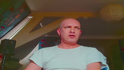 maxhardcore77 online show from April 2026 06:18:01 AM