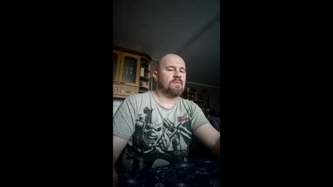 Snapshot of maxhunter chatting on May 2026 06:06:01 PM maxhunter online show from May 2026 06:06:01 PM
