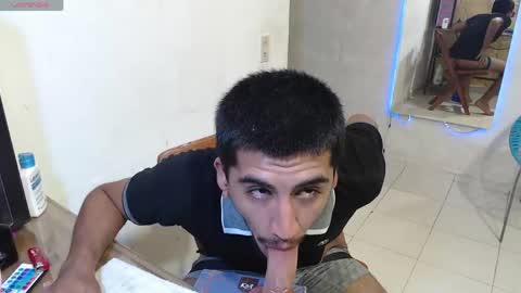 Snapshot of maxi_dick33 chatting on April 2026 12:10:01 PM maxi dick online show from April 2026 12:10:01 PM