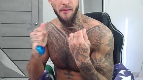 Snapshot of maxi_foxxx chatting on September 2025 06:59:02 AM Maximus Fox online show from September 2025 06:59:02 AM