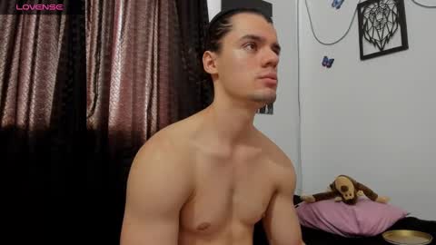 Snapshot of maxi_styles chatting on December 2024 07:22:01 PM Alex online show from December 2024 07:22:01 PM