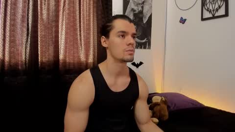 Snapshot of maxi_styles chatting on December 2024 06:26:02 PM Alex online show from December 2024 06:26:02 PM