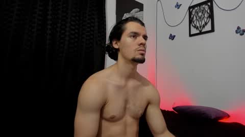 Snapshot of maxi_styles chatting on January 2025 02:03:01 AM Alex online show from January 2025 02:03:01 AM