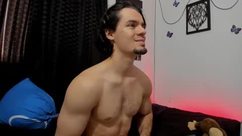 Snapshot of maxi_styles chatting on January 2025 09:47:02 PM Alex online show from January 2025 09:47:02 PM