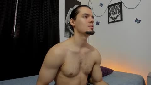 Snapshot of maxi_styles chatting on February 2025 09:31:01 PM Alex online show from February 2025 09:31:01 PM