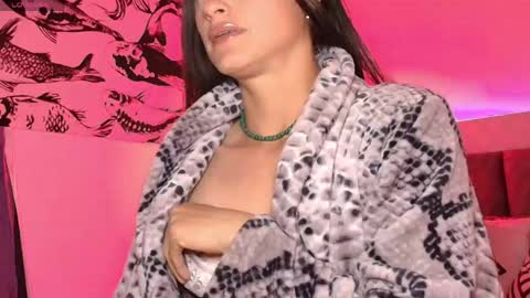 Snapshot of maxianomal chatting on April 2026 12:35:01 AM Max online show from April 2026 12:35:01 AM