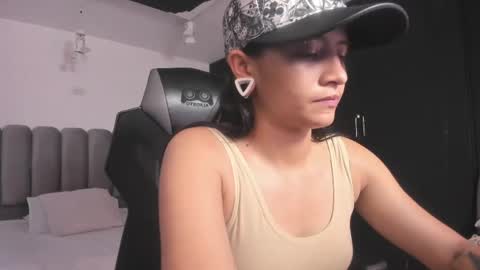 Snapshot of maxigarcia_ chatting on May 2026 11:09:01 PM Maxi online show from May 2026 11:09:01 PM