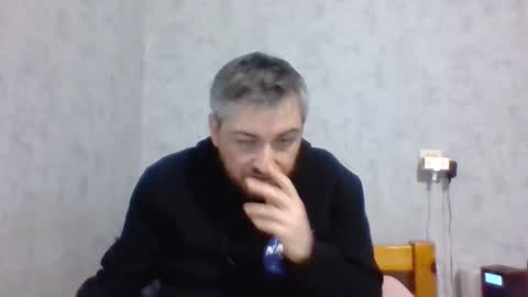 Maxime online show from December 2024 04:19:02 PM