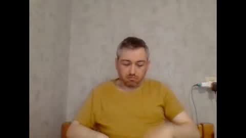 Snapshot of maximefrxx chatting on May 2026 04:32:02 AM Maxime online show from May 2026 04:32:02 AM