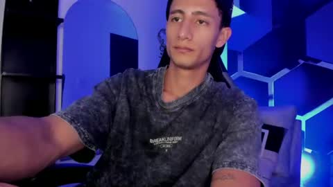 Snapshot of maximo_romano chatting on August 2026 07:17:01 PM Maximo online show from August 2026 07:17:01 PM