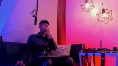 MAXIMO online show from June 2026 05:12:01 AM