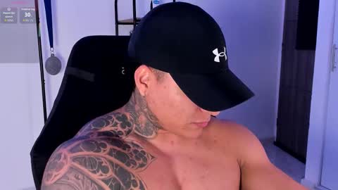 Snapshot of maximoscott_ chatting on October 2025 01:06:01 AM Maximoscott online show from October 2025 01:06:01 AM