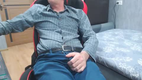 Snapshot of maximus3334 chatting on April 2026 08:36:01 PM maximus3334 online show from April 2026 08:36:01 PM