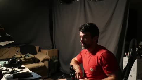 Maximus7871 online show from November 2025 02:43:01 AM