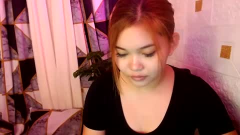 Snapshot of maxinean chatting on July 2026 10:43:02 AM maxinean online show from July 2026 10:43:02 AM