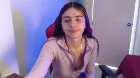 maxinesex_ online show from June 2026 01:36:01 PM