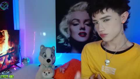 Max online show from February 2025 04:07:01 AM