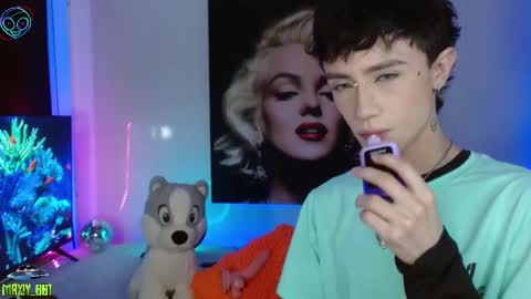 Max online show from March 2025 05:29:02 AM