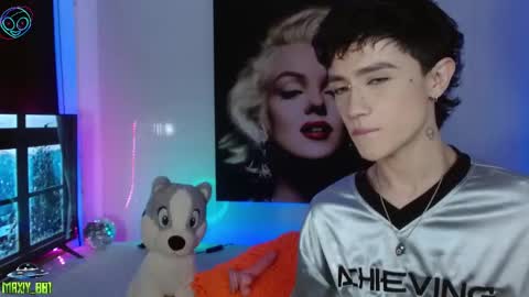 Max online show from March 2025 05:05:02 AM