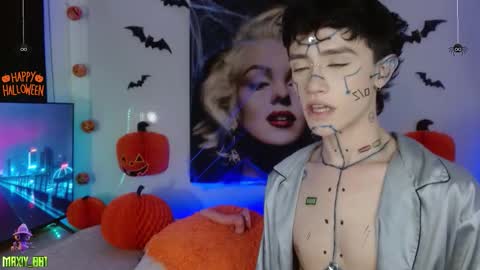 Max online show from October 2025 01:16:01 AM