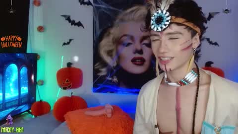 Max online show from October 2025 03:25:01 AM