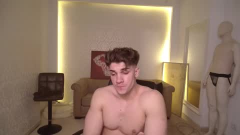 Snapshot of maxkaiden chatting on March 2025 08:13:01 AM MaxKaiden online show from March 2025 08:13:01 AM