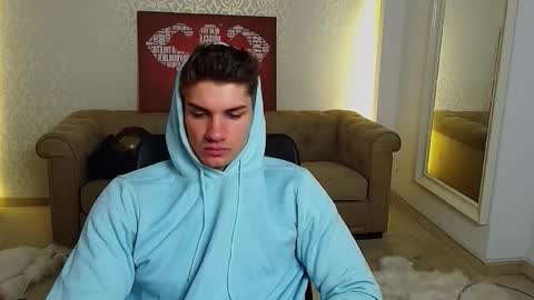 Snapshot of maxkaiden chatting on September 2025 04:44:01 AM MaxKaiden online show from September 2025 04:44:01 AM