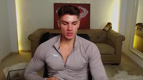 Snapshot of maxkaiden chatting on September 2025 05:09:01 AM MaxKaiden online show from September 2025 05:09:01 AM