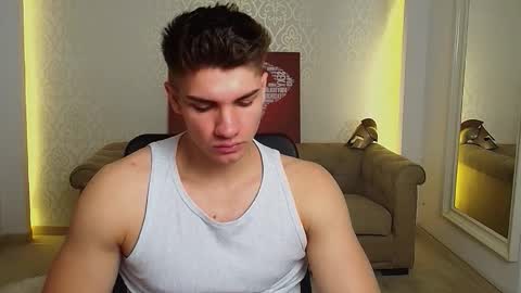 Snapshot of maxkaiden chatting on September 2025 05:41:02 AM MaxKaiden online show from September 2025 05:41:02 AM