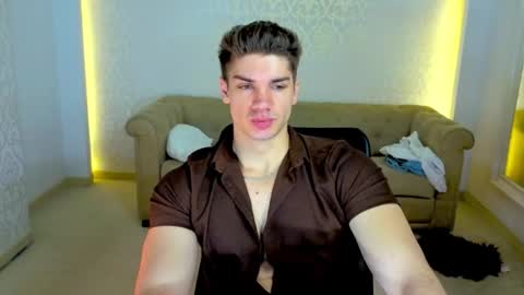 MaxKaiden online show from May 2026 05:15:01 AM