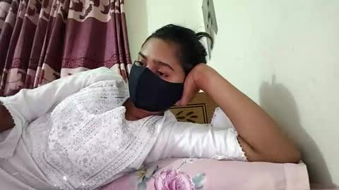 Snapshot of maxladycox chatting on December 2025 06:45:01 PM Dorea online show from December 2025 06:45:01 PM