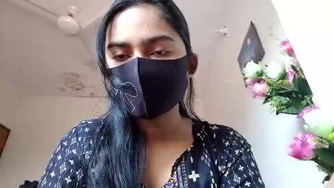 Snapshot of maxladycox chatting on December 2025 05:38:02 AM Dorea online show from December 2025 05:38:02 AM