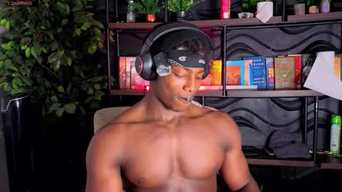 Maxmuscle10 online show from February 2026 10:03:02 AM