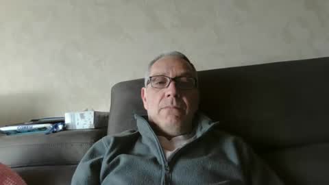 Snapshot of maxou569 chatting on March 2025 08:13:01 AM maxou569 online show from March 2025 08:13:01 AM