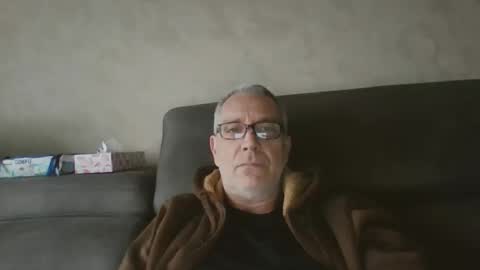 Snapshot of maxou569 chatting on January 2026 01:38:01 PM maxou569 online show from January 2026 01:38:01 PM
