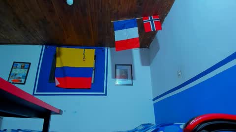 Snapshot of maxowens_oficial chatting on February 2026 11:00:01 PM MAX online show from February 2026 11:00:01 PM