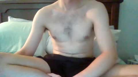 Snapshot of maxpen1215 chatting on May 2026 09:44:02 PM Max online show from May 2026 09:44:02 PM