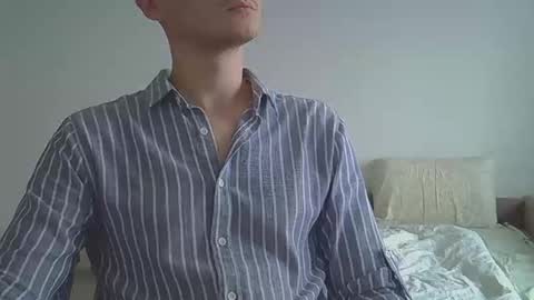 Snapshot of maxrelax90 chatting on November 2025 10:06:02 AM maxrelax90 online show from November 2025 10:06:02 AM