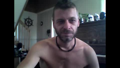 MaxTheWolf online show from September 2025 01:24:02 PM